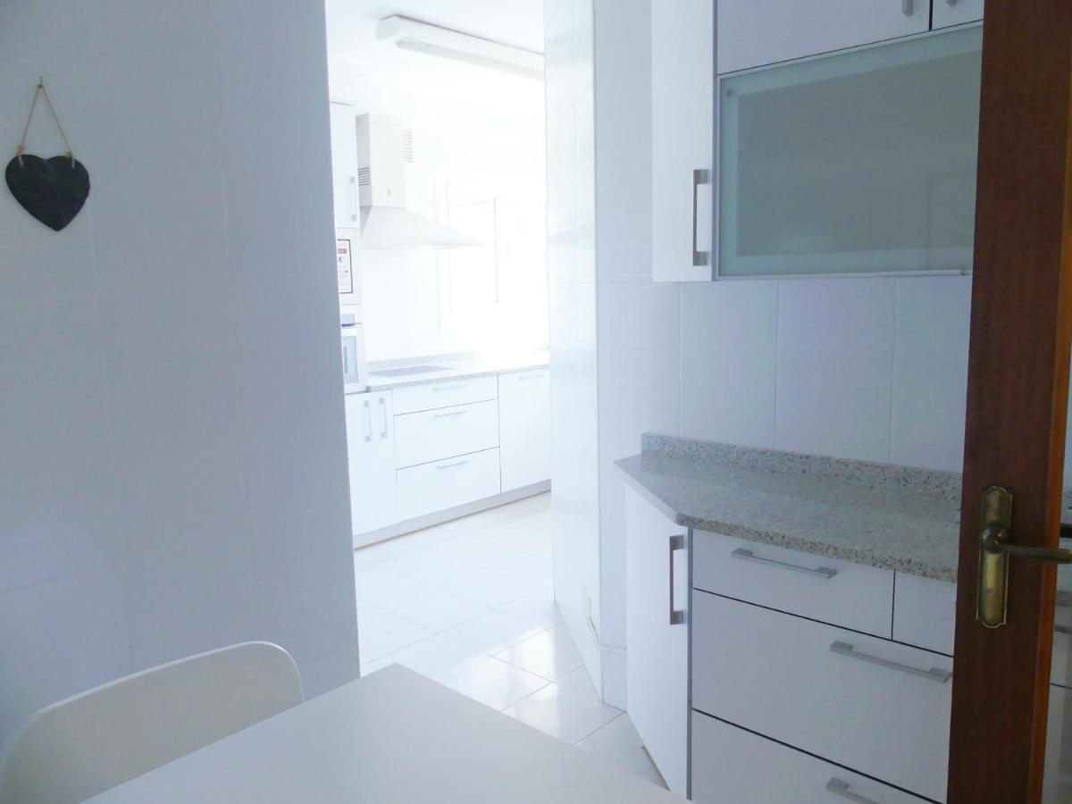 Apartamento Luminoso, Funcional Y Amplio En Zona Hospitalaria Памплона Экстерьер фото